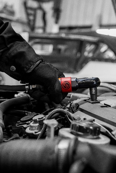 Трещотки пневматические Пневмотрещотка 3/8" 35 Нм, длина 169 мм в Новосибирске  Пневмотрещотка 3/8" 35 Нм, длина 169 мм