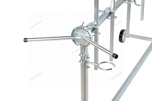 Стенд для окраски деталей, вращающийся, усиленный